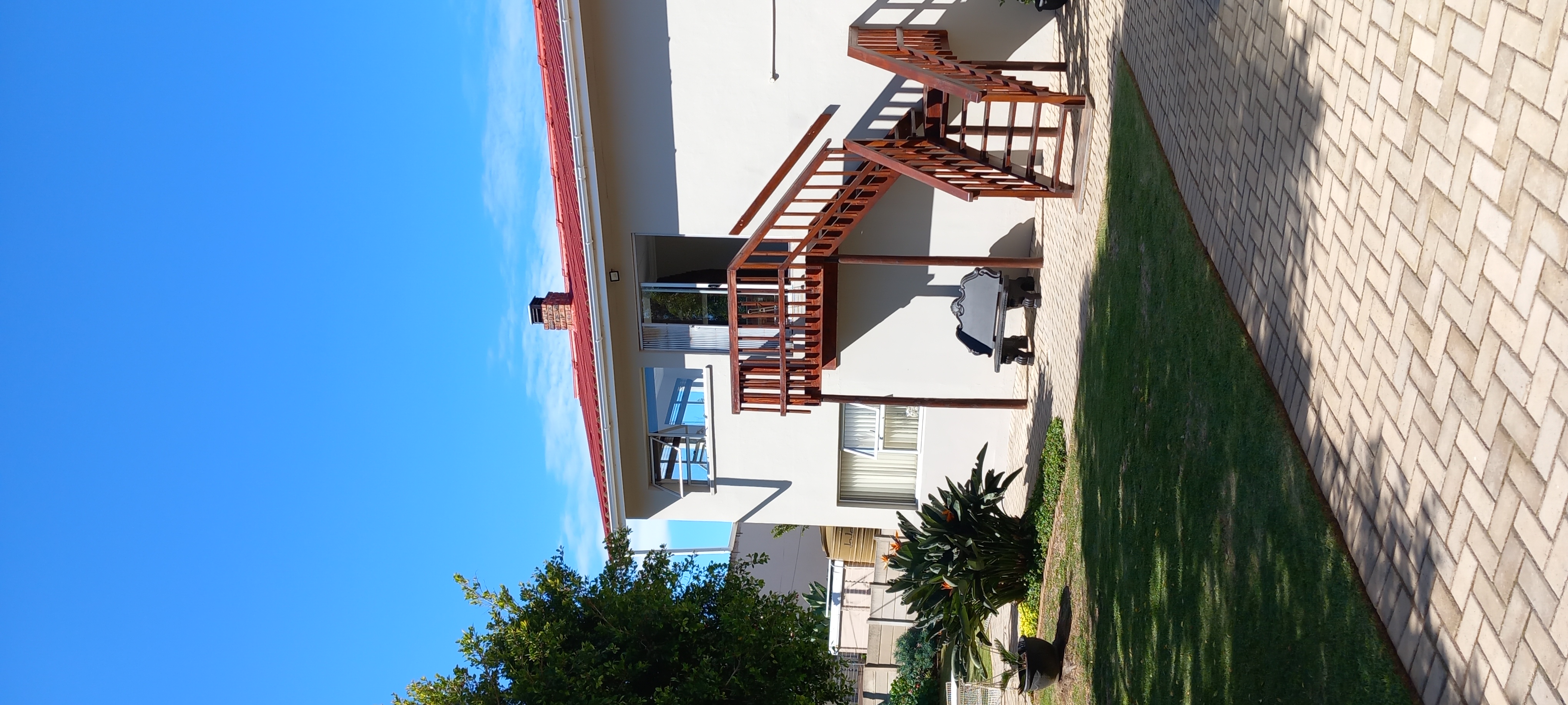 Deon's Place 1 - Close to beach holiday apartment