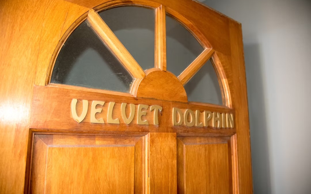 Velvet Dolphin - holiday unit with lovely sea views